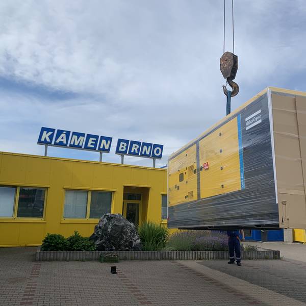 Skládáme jednoho krasavce